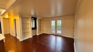 12326 SE 197th Pl in Kent, WA - Building Photo - Building Photo