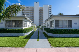 7821-7829 Carlyle Ave in Miami Beach, FL - Building Photo - Building Photo