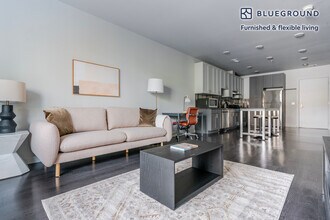 3929 Landmark Ct, Unit FL2-ID1246 in Chevy Chase, MD - Foto de edificio - Building Photo