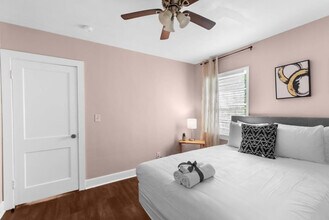 1308 57th Pl W in Birmingham, AL - Building Photo - Building Photo