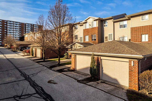 Pine Ridge Apartments