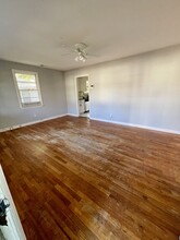 1305 E 57th St in Savannah, GA - Building Photo - Building Photo