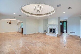 6807 Greycloud Dr in Austin, TX - Foto de edificio - Building Photo