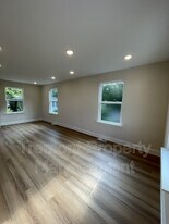 4073 Manor Rd in Chattanooga, TN - Building Photo