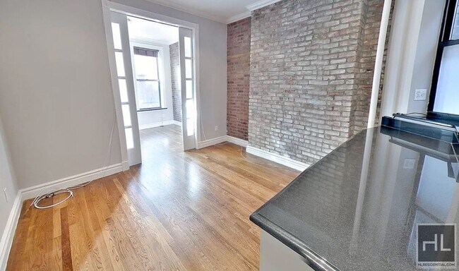 MOTT ST. in New York, NY - Building Photo - Building Photo