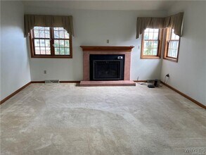 20 Southwick Dr in Orchard Park, NY - Building Photo - Building Photo