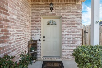 20706 Stewart Crest Ln in Cypress, TX - Foto de edificio - Building Photo