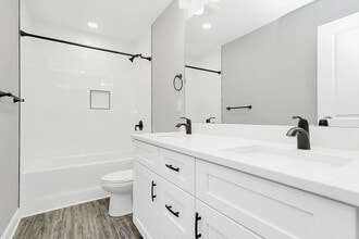 911 Yellowstone Dr in Charlotte, NC - Building Photo - Building Photo