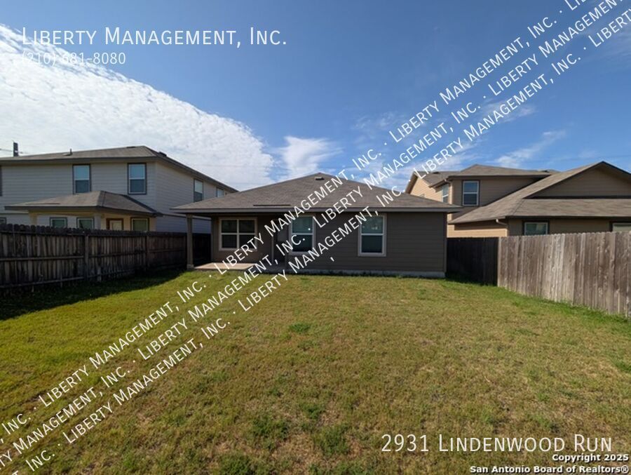2931 Lindenwood Run in San Antonio, TX - Building Photo