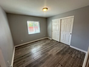 17664 Thomasville Ct in Reno, NV - Building Photo - Building Photo