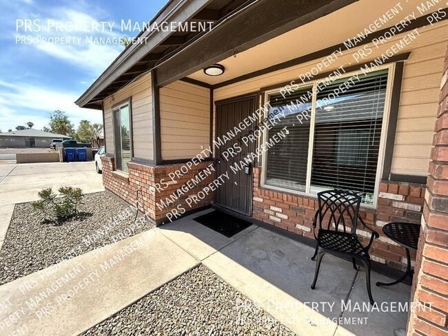 property at 551 S Lesueur