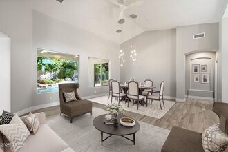 7220 E Whistling Wind Way in Scottsdale, AZ - Building Photo - Building Photo