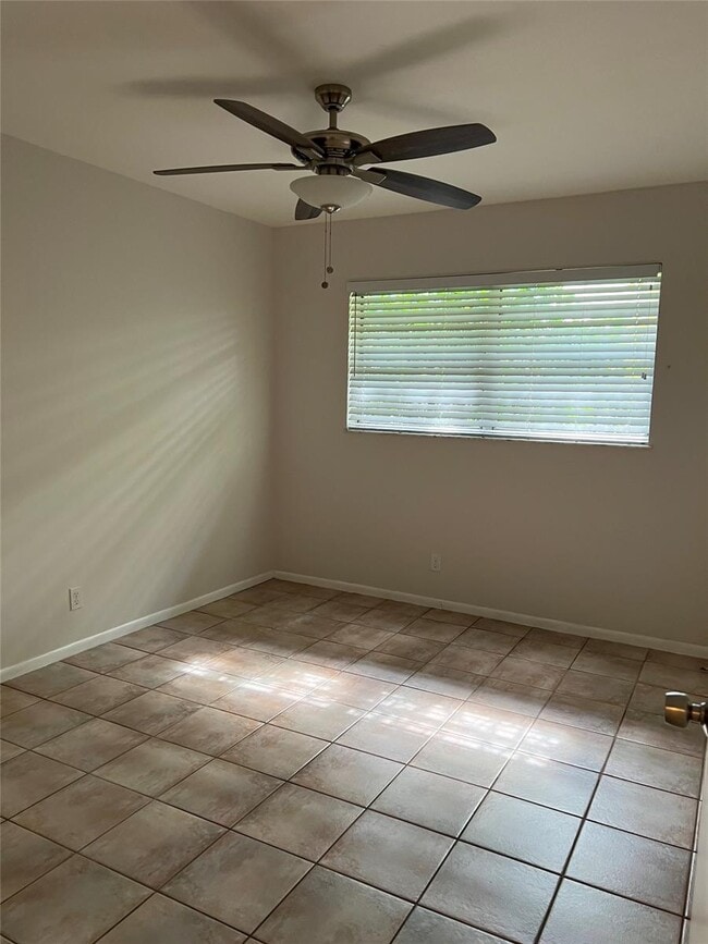 1114 SW 2nd Ct, Unit 2 in Fort Lauderdale, FL - Building Photo - Building Photo