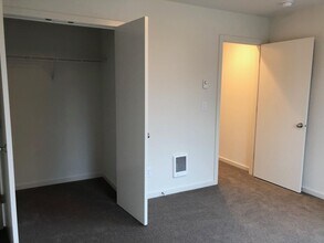 14311 Stone Ave N in Seattle, WA - Building Photo - Building Photo