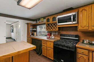 21 Borden St in East Providence, RI - Building Photo - Building Photo