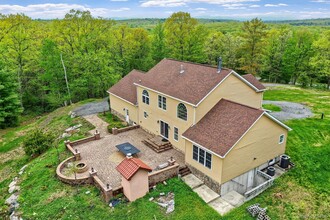 67 Pine Lake Dr in Wurtsboro, NY - Building Photo - Building Photo