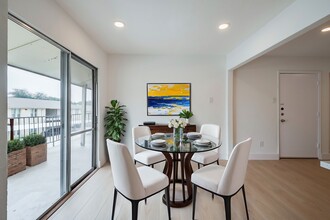 4664 Matilda St, Unit F in Dallas, TX - Foto de edificio - Building Photo