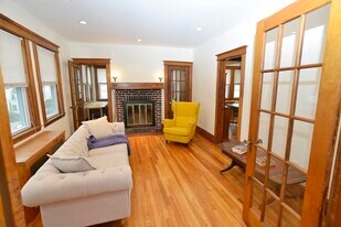 102 Bynner St, Unit Bynner St Jamaica Plain in Boston, MA - Building Photo