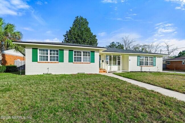 4103 San Remo Dr in Jacksonville, FL - Building Photo - Building Photo