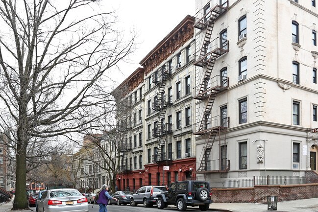 420-424 W 146th St in New York, NY - Building Photo - Building Photo