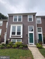 7779 Chatfield Ln in Ellicott City, MD - Building Photo