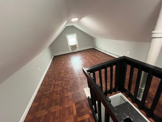property at 129 S Park St