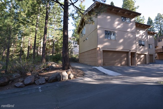 830 Oriole Way-Unit -# 14 in Incline Village, NV - Building Photo - Building Photo