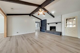 1131 College Pkwy in Lewisville, TX - Building Photo - Building Photo