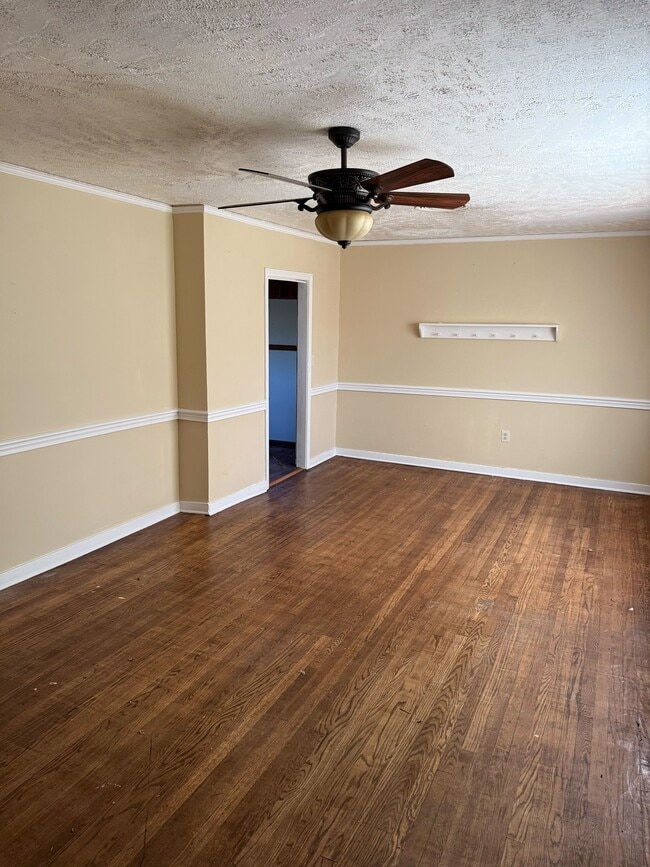 430 Cedarhurst Dr in Jackson, MS - Building Photo - Building Photo