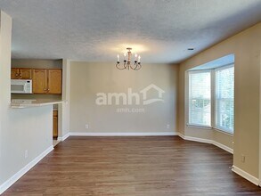 2615 River Meade Way in Nashville, TN - Foto de edificio - Building Photo