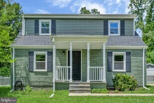 6024 Rixey Dr in Alexandria, VA - Building Photo