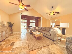 365 Village Dr in St. Augustine, FL - Building Photo - Building Photo