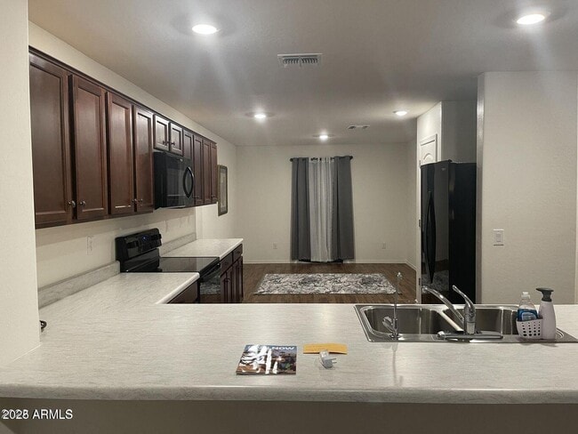 1452 W Pinkley Way in Coolidge, AZ - Building Photo - Building Photo