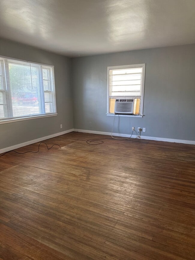 138 Madison St in Waterloo, IA - Building Photo - Building Photo