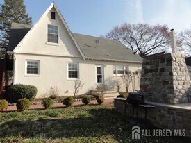 45 Lakeside Dr S in Piscataway, NJ - Building Photo