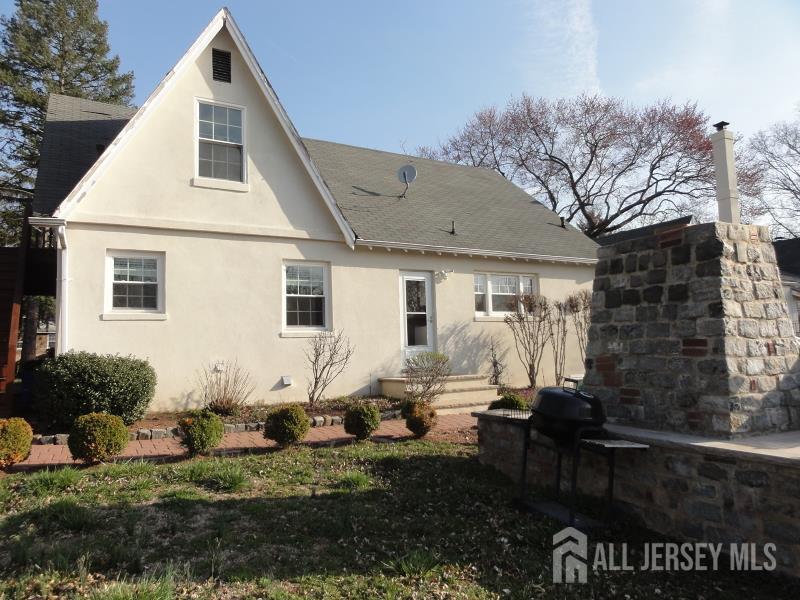 45 Lakeside Dr S in Piscataway, NJ - Building Photo
