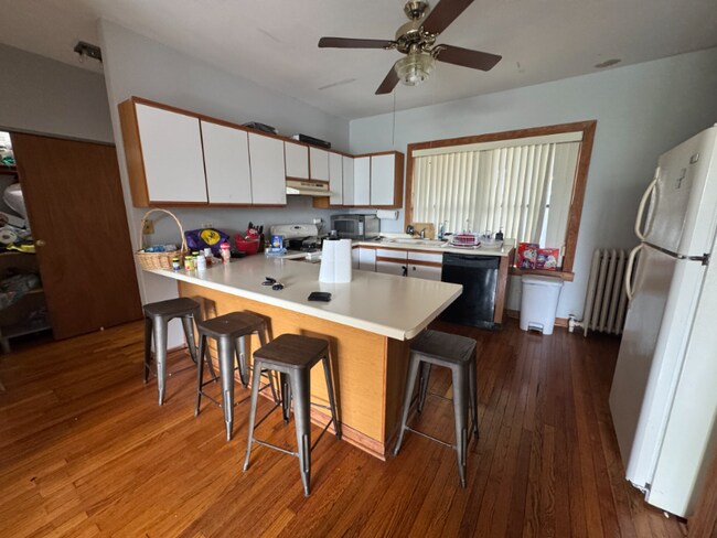 1354 W Foster Ave in Chicago, IL - Building Photo - Building Photo