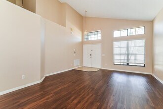 671 Hardwood Cir, Unit 4R in Orlando, FL - Building Photo - Building Photo