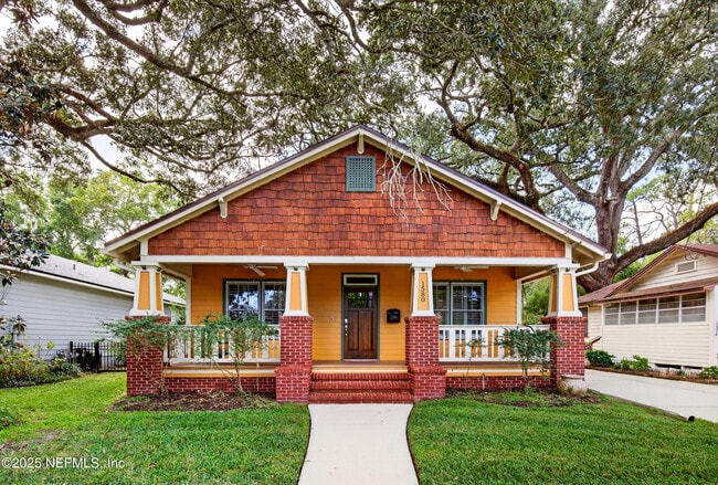 property at 1580 Glendale St