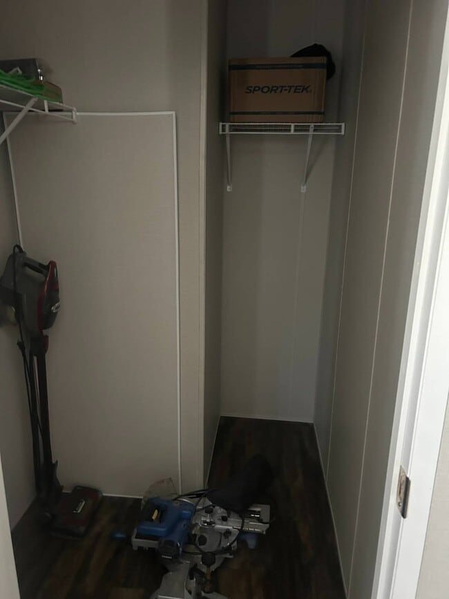 property at 16 Parkview Dr