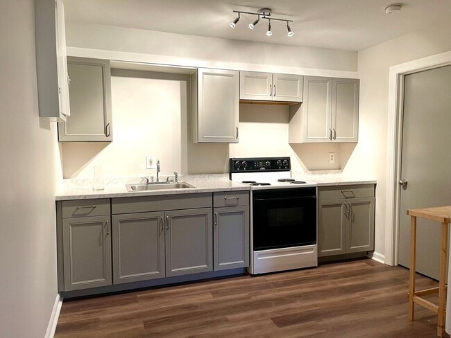 property at 1640 Center Ave