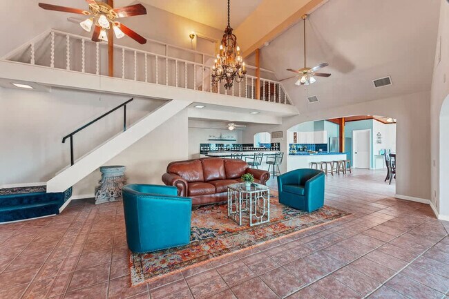 1175 O C Trout Dr in Canyon Lake, TX - Building Photo - Building Photo