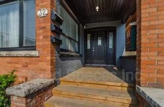 32 Sherman Ave S in Hamilton, ON - Building Photo - Building Photo