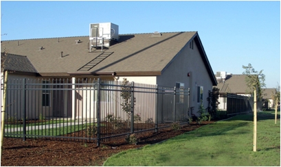 Casa Amelia Cadena in Shafter, CA - Building Photo