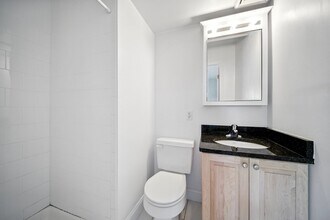 160 Newton St in Boston, MA - Building Photo - Building Photo