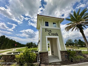 8135 Cape Fox Dr in Jacksonville, FL - Building Photo - Building Photo
