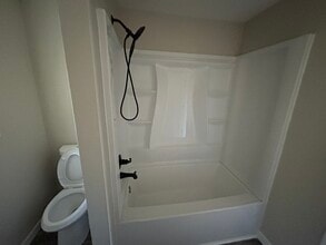 1602 E Hazel Ave in Burlington, WA - Building Photo - Building Photo