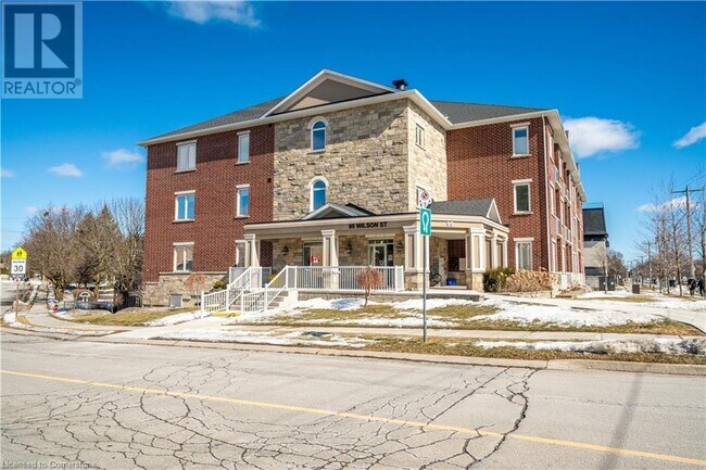 95 Wilson St W in Hamilton, ON - Building Photo - Building Photo