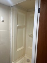 542 E Godfrey Ave in Philadelphia, PA - Building Photo - Building Photo