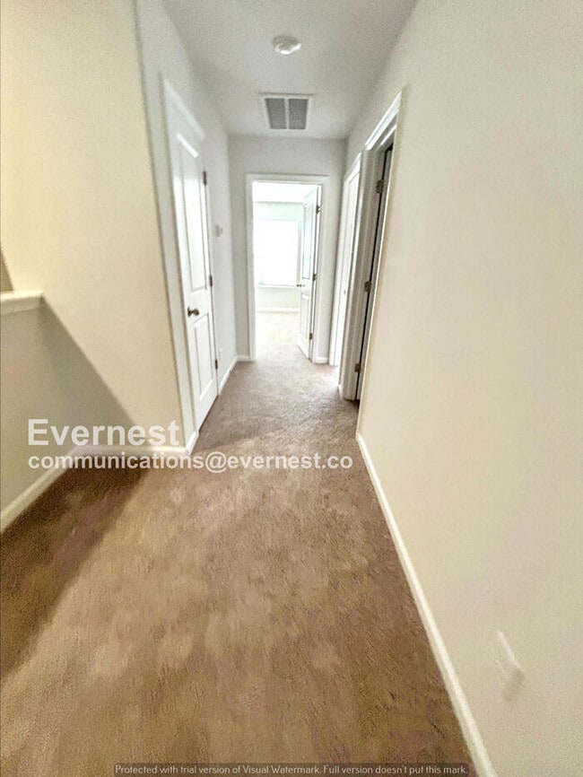 property at 2106 Willow Gln Dr